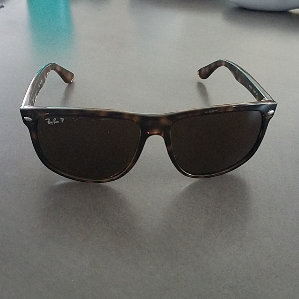 Rayban RB 4147 polarized